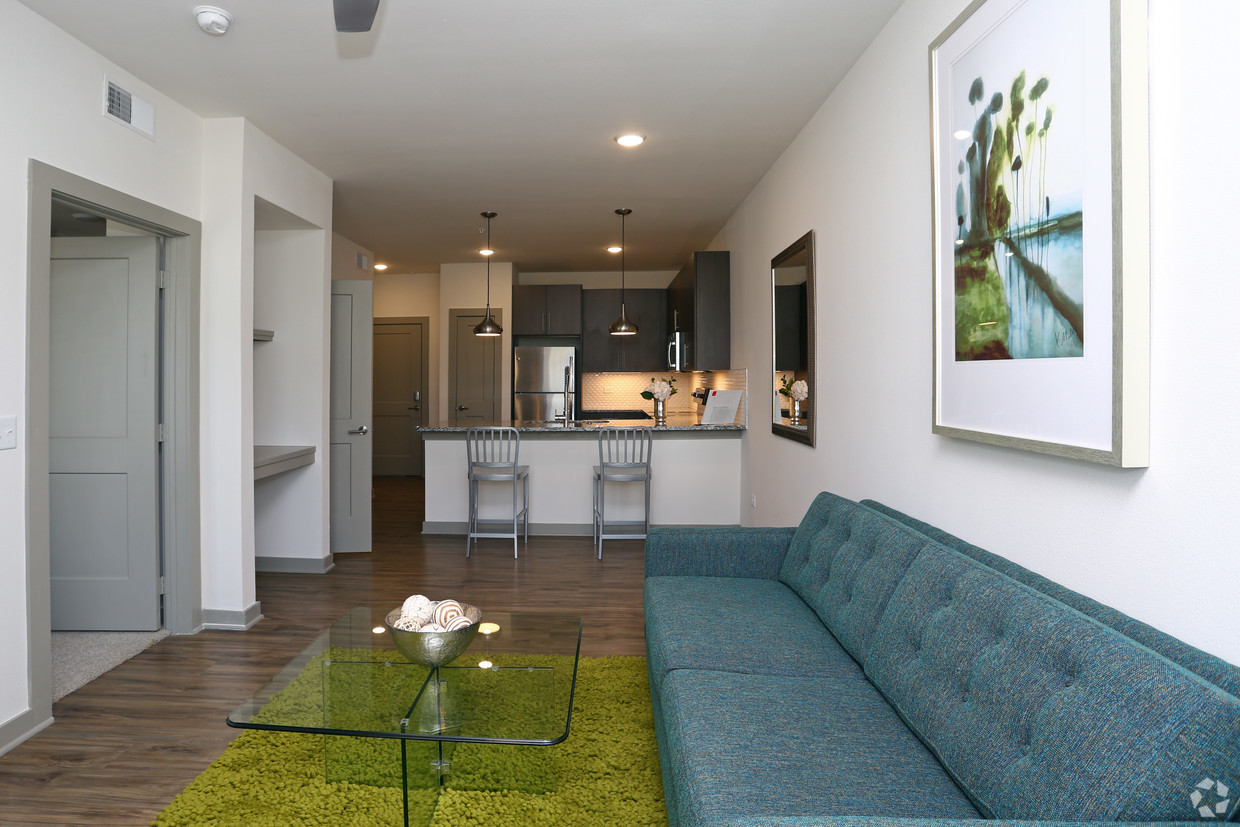 700 East Algonquin Road, Unit 2312 Schaumburg, IL 60173 - Photo 2 of 22