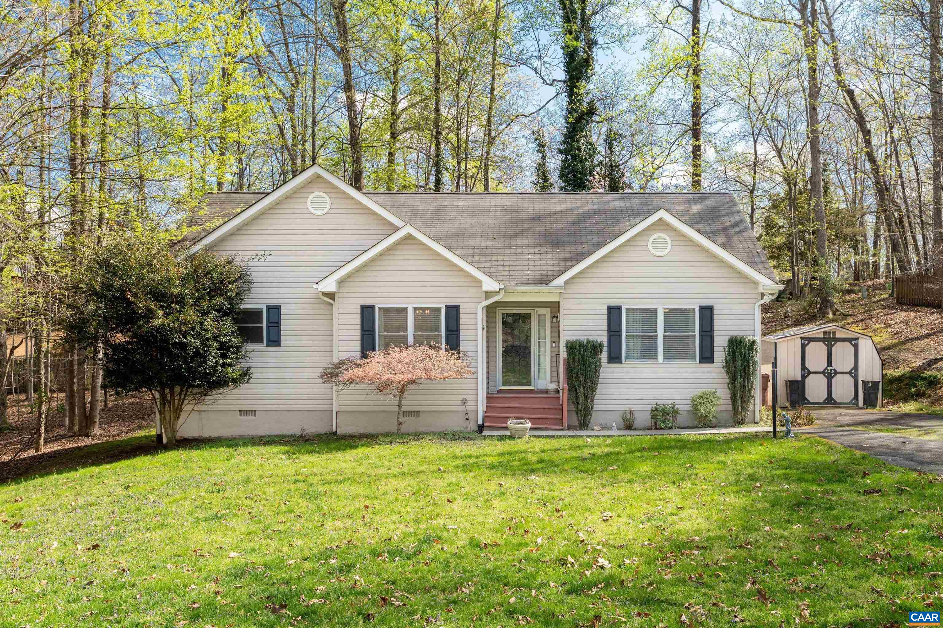 3 Brougham Road Palmyra, VA 22963 - Photo 2 of 45