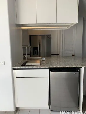 $750,000 | 1212 Nuuanu Avenue, Unit PH3603, Honolulu, HI 96817