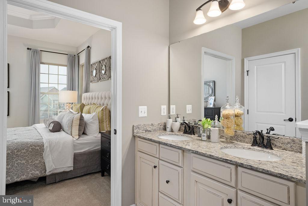 18040 Red Mulberry Road Dumfries, VA 22026 - Photo 22 of 46 MASTER BATH