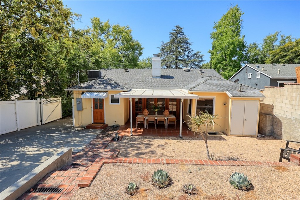 1183 Menlo Drive Altadena, CA 91001 - Photo 24 of 34 a view of a house with a patio