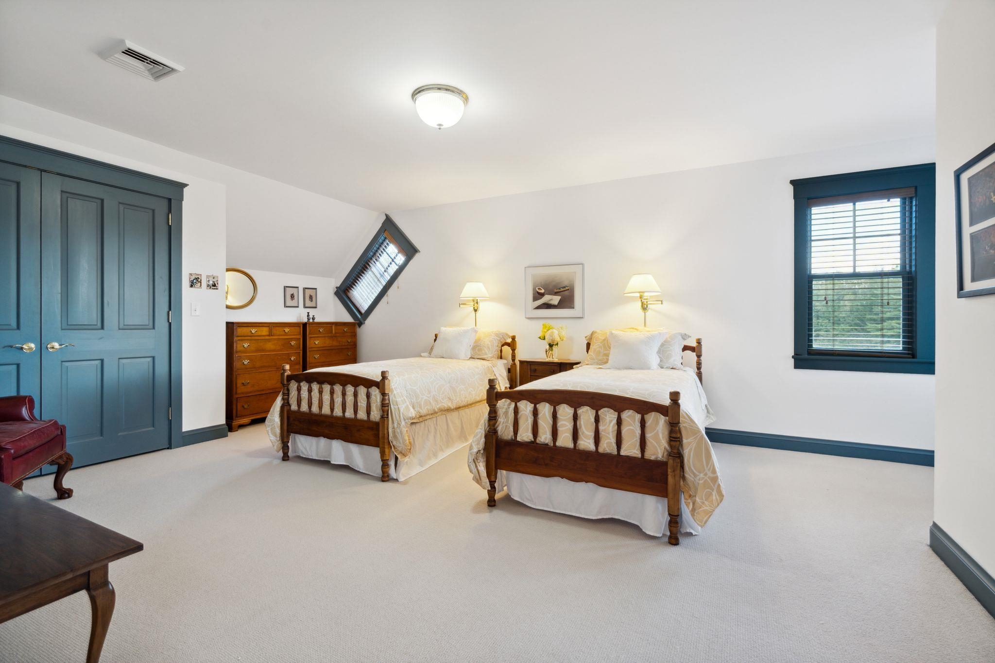 78 Lyle McKee Road Morristown, VT 05661 - Photo 9 of 40