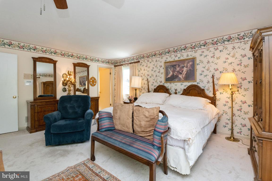 1400 Autumn Leaf Road Baltimore, MD 21286 - Photo 22 of 54 Master bedroom