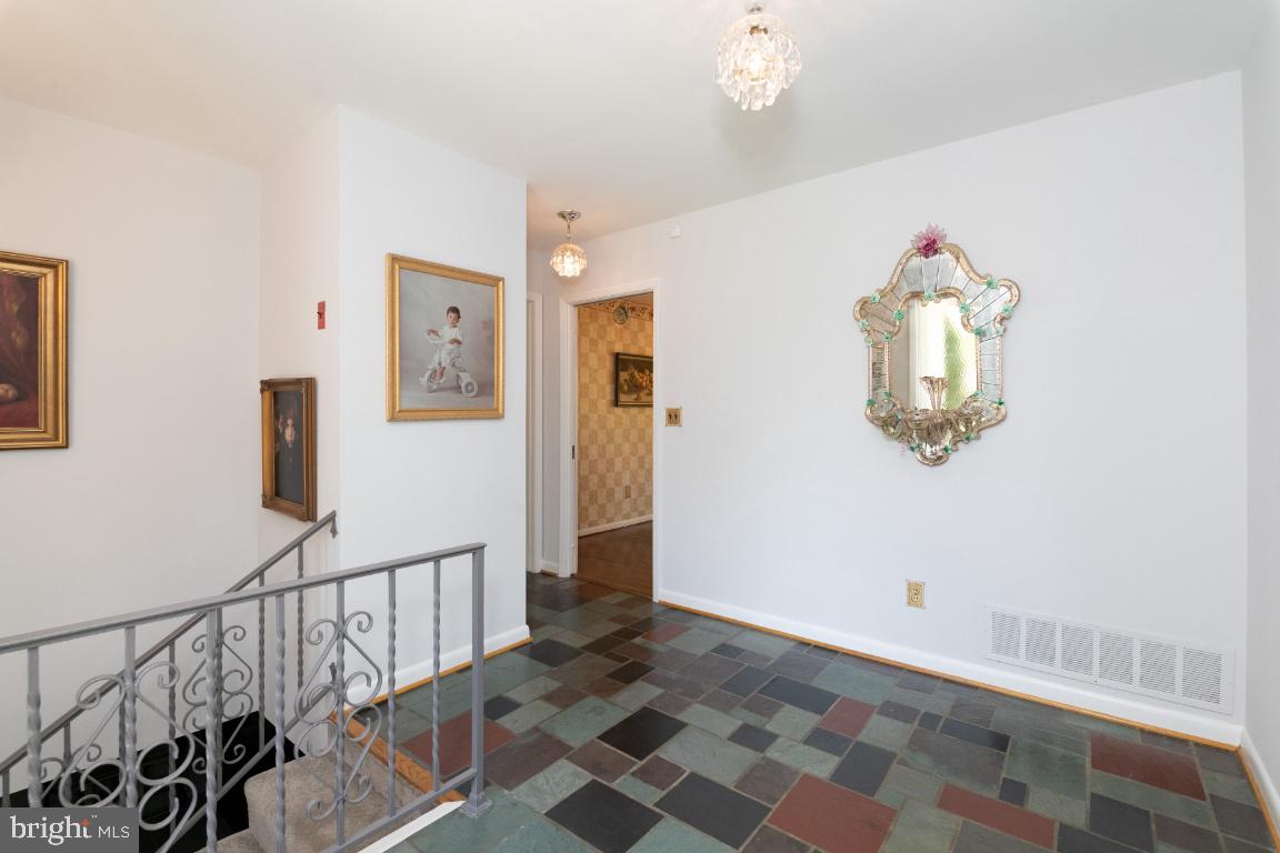 1400 Autumn Leaf Road Baltimore, MD 21286 - Photo 8 of 54