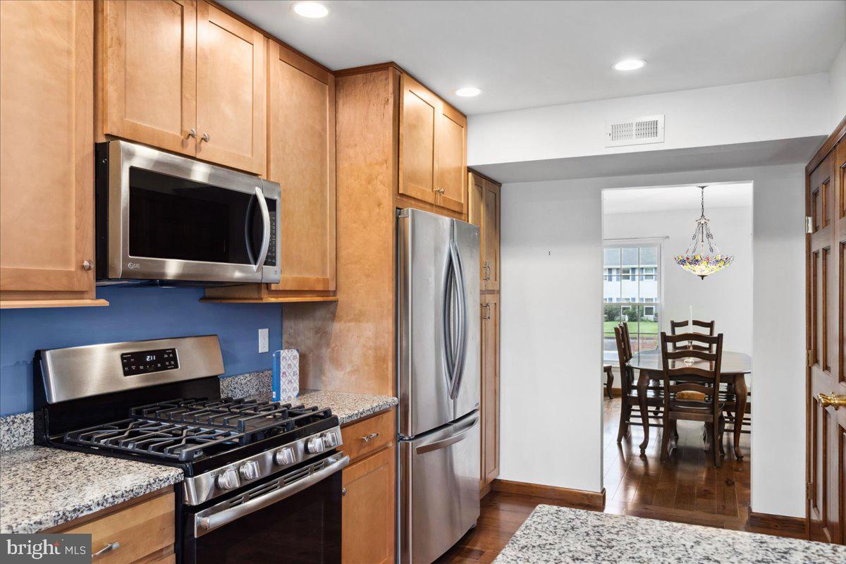 562 Coach Road Horsham, PA 19044 - Photo 16 of 41