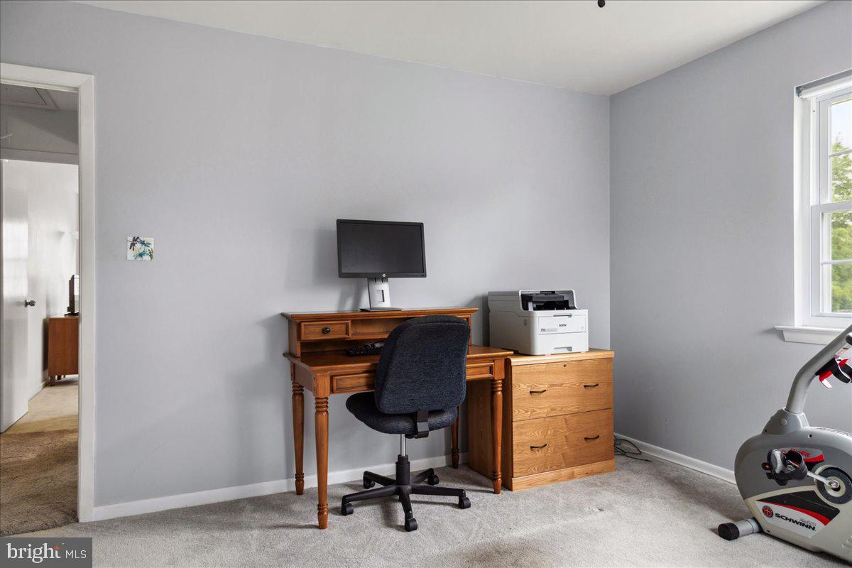 562 Coach Road Horsham, PA 19044 - Photo 31 of 41