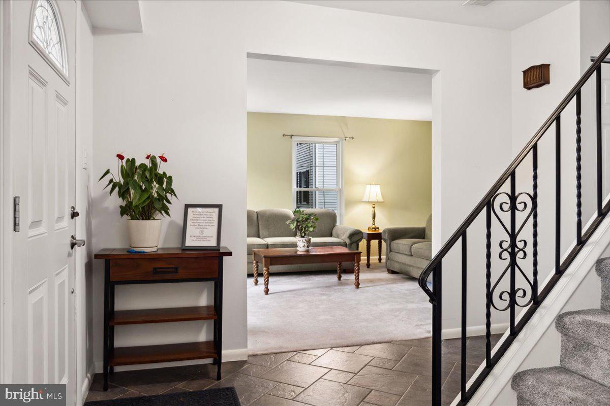 562 Coach Road Horsham, PA 19044 - Photo 8 of 41