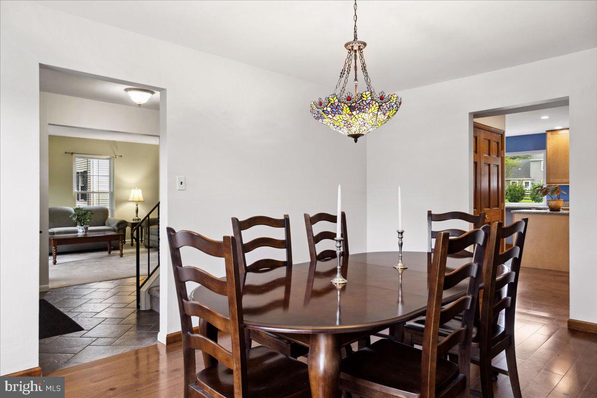 562 Coach Road Horsham, PA 19044 - Photo 10 of 41