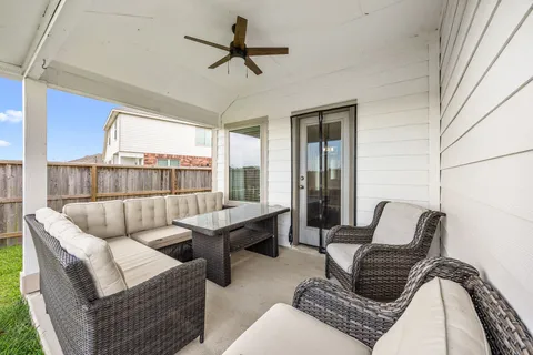 $297,000 | 9802 Highland Harvest Drive, Baytown, TX 77521