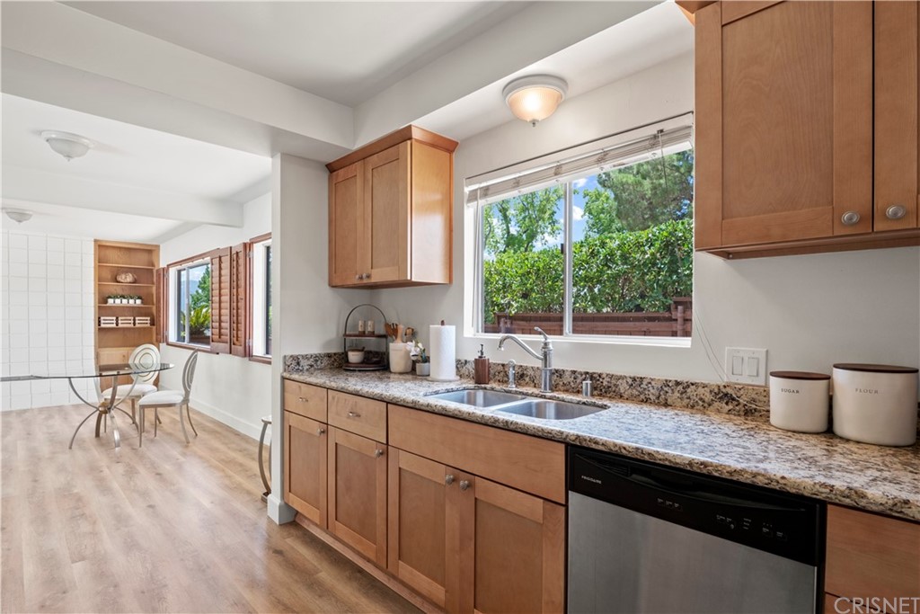 3653 El Caminito La Crescenta, CA 91214 - Photo 12 of 75