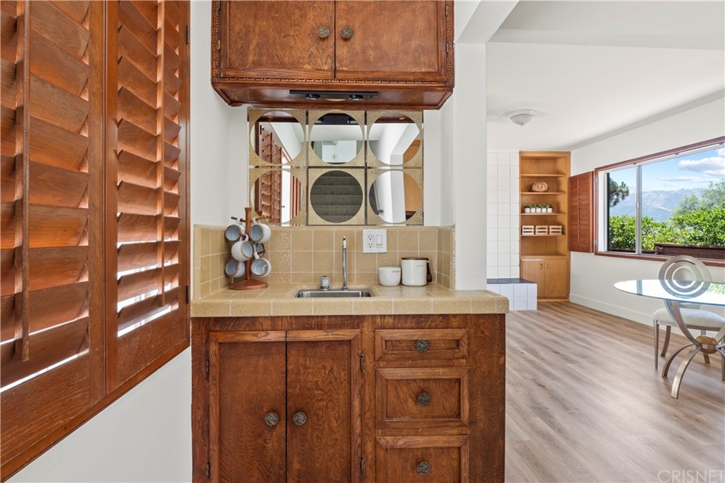 3653 El Caminito La Crescenta, CA 91214 - Photo 19 of 75 a view of a kitchen with a sink and cabinets