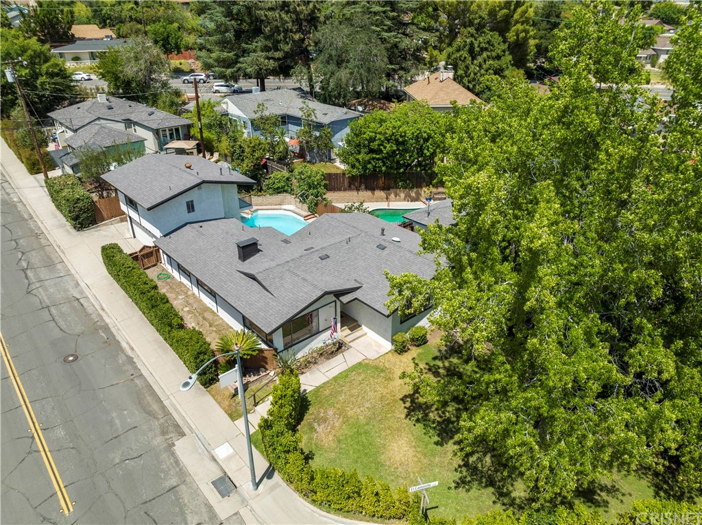 3653 El Caminito La Crescenta, CA 91214 - Photo 4 of 75 an aerial view of a house with swimming pool and large trees