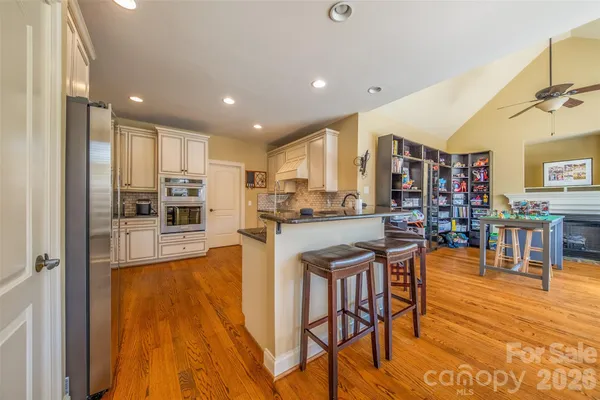$869,000 | 2509 Stoneview Court, Denver, NC 28037