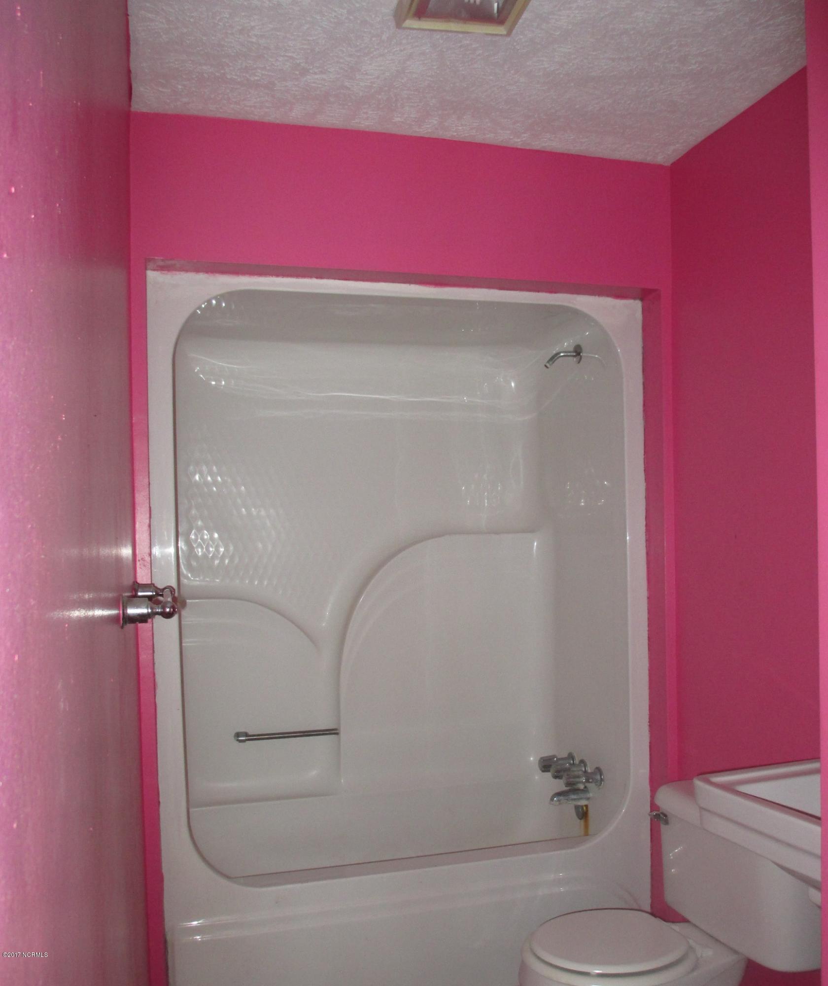 5000 Delco Prosper Road Delco, NC 28436 - Photo 8 of 17 5000 Delco Prosper Hall bath