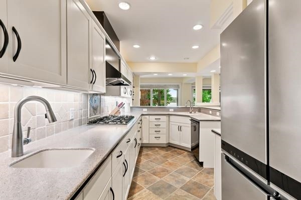 1004 Birch Haven Road Monona, WI 53716 - Photo 13 of 52