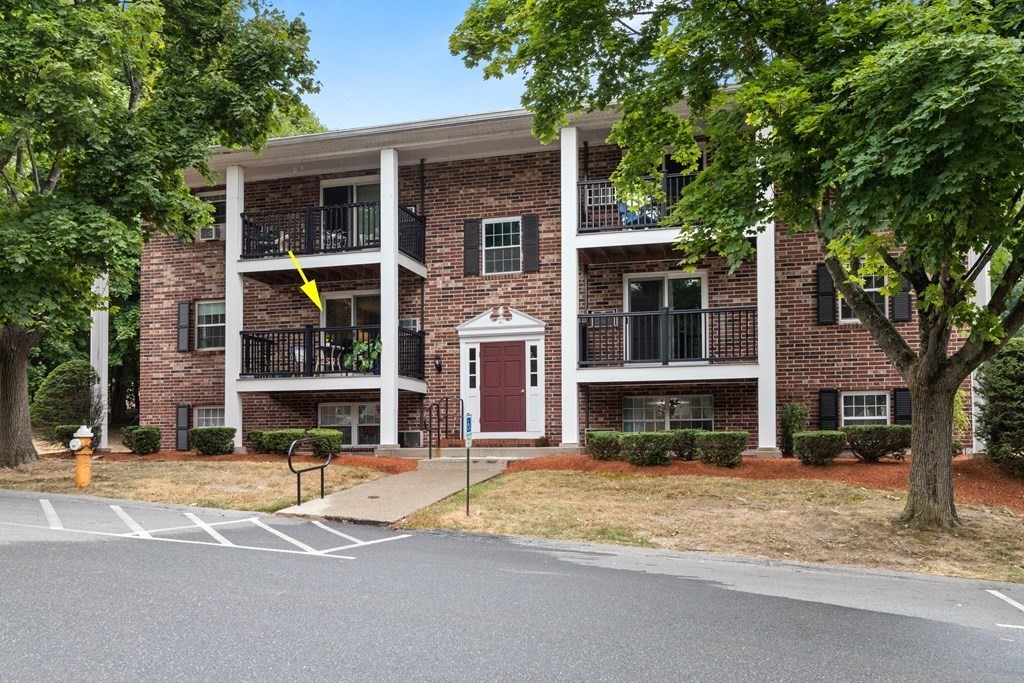 11 Walker Road, Unit 5 North Andover, MA 01845 - Photo 15 of 23 Gallery Image 15