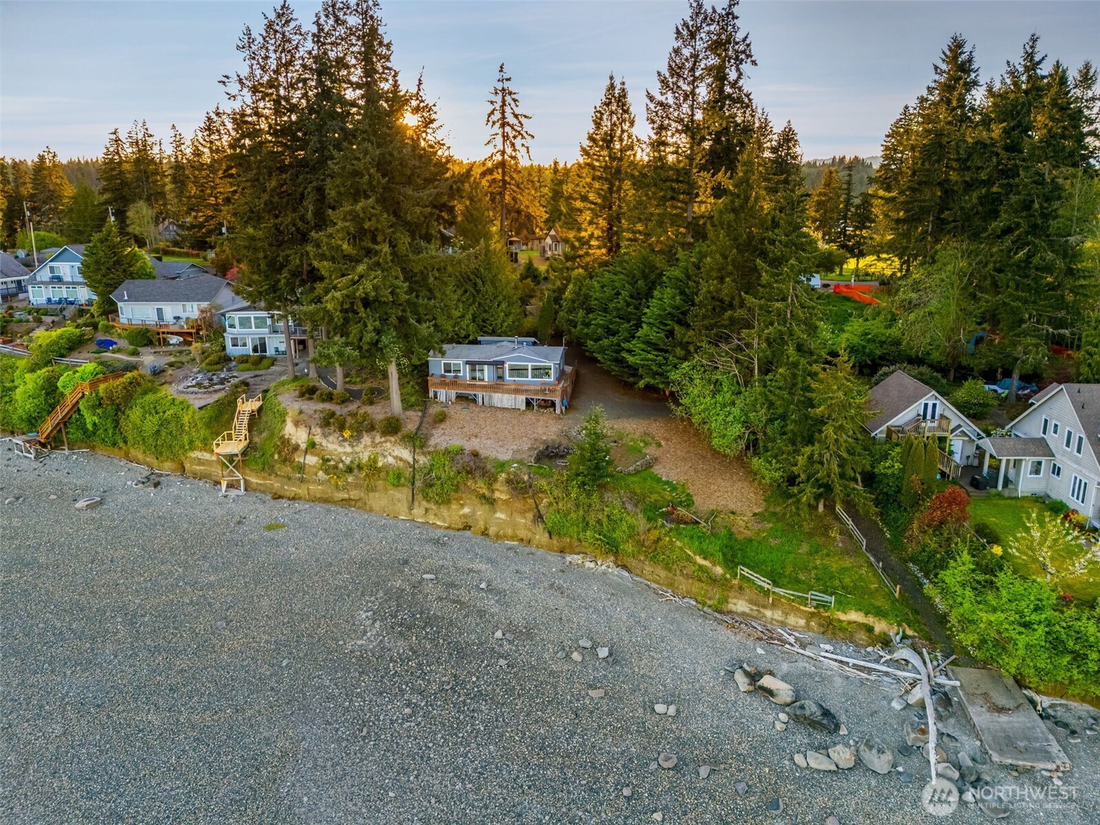 727 East Stretch Island Road South Grapeview, WA 98546 - Photo 35 of 36