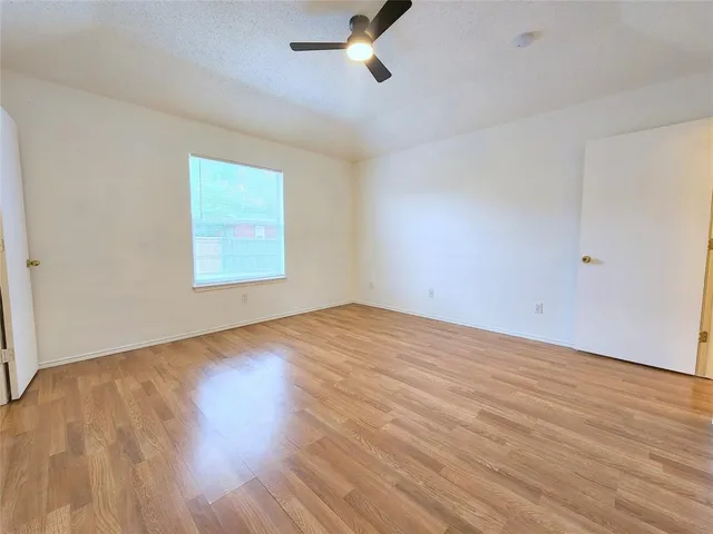 $1,800 | 414 Dakota Drive, Joshua, TX 76058