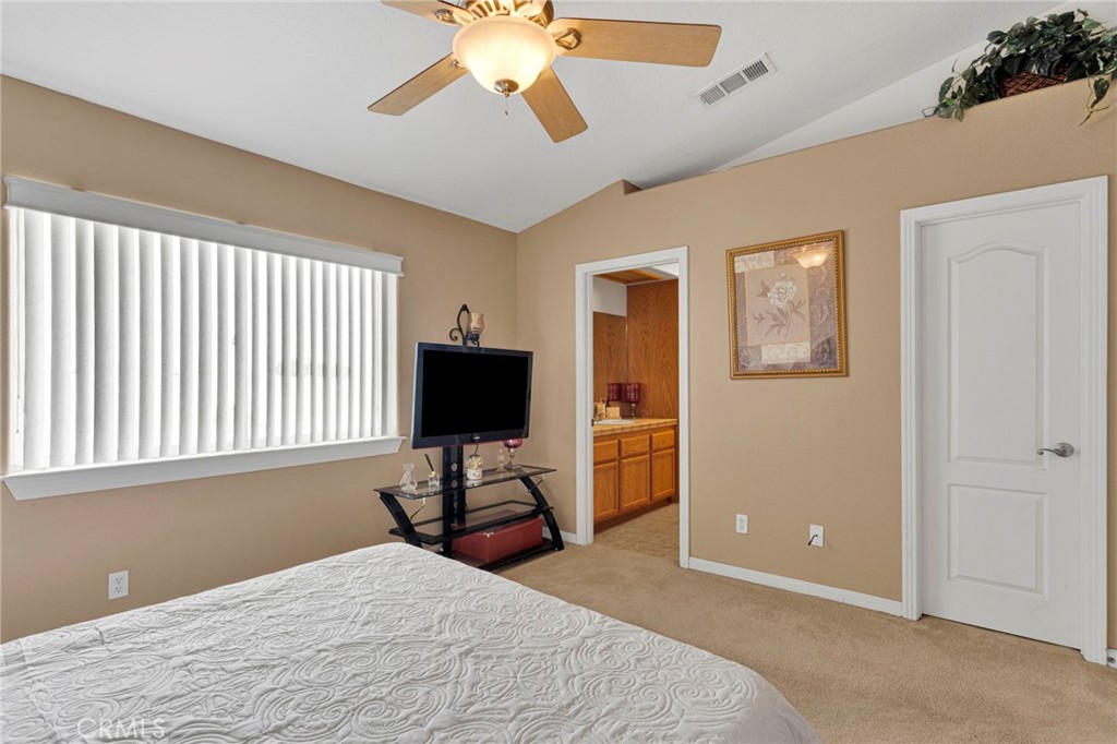 15184 Walnut Street Hesperia, CA 92345 - Photo 19 of 33