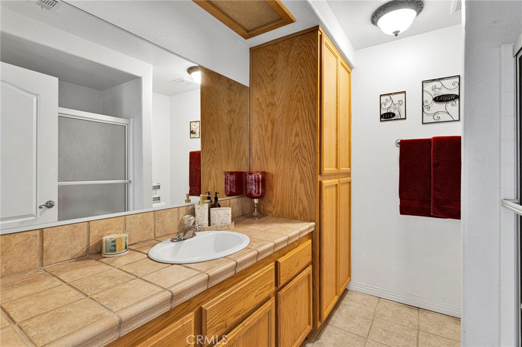 15184 Walnut Street Hesperia, CA 92345 - Photo 20 of 33