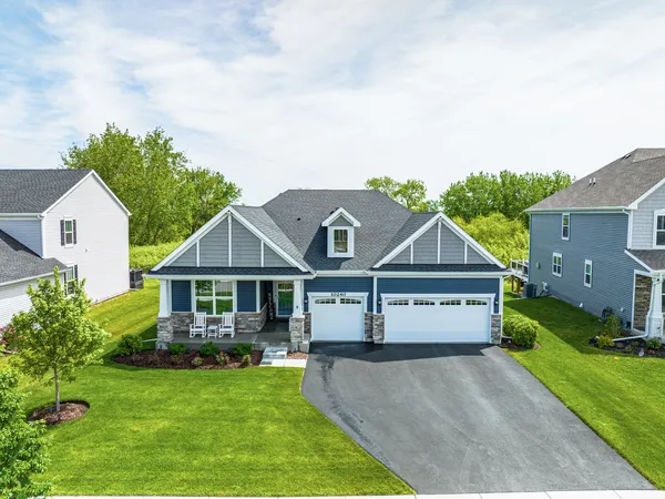 $795,000 | 10240 Amos Street, Huntley, IL 60142