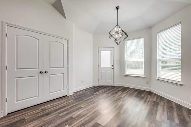 $2,500 | 2918 Morgan Drive, Dallas, TX 75241