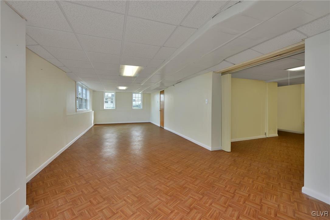 1675 Ridgeview Drive Allentown, PA 18104 - Photo 27 of 35 Gallery Image 27