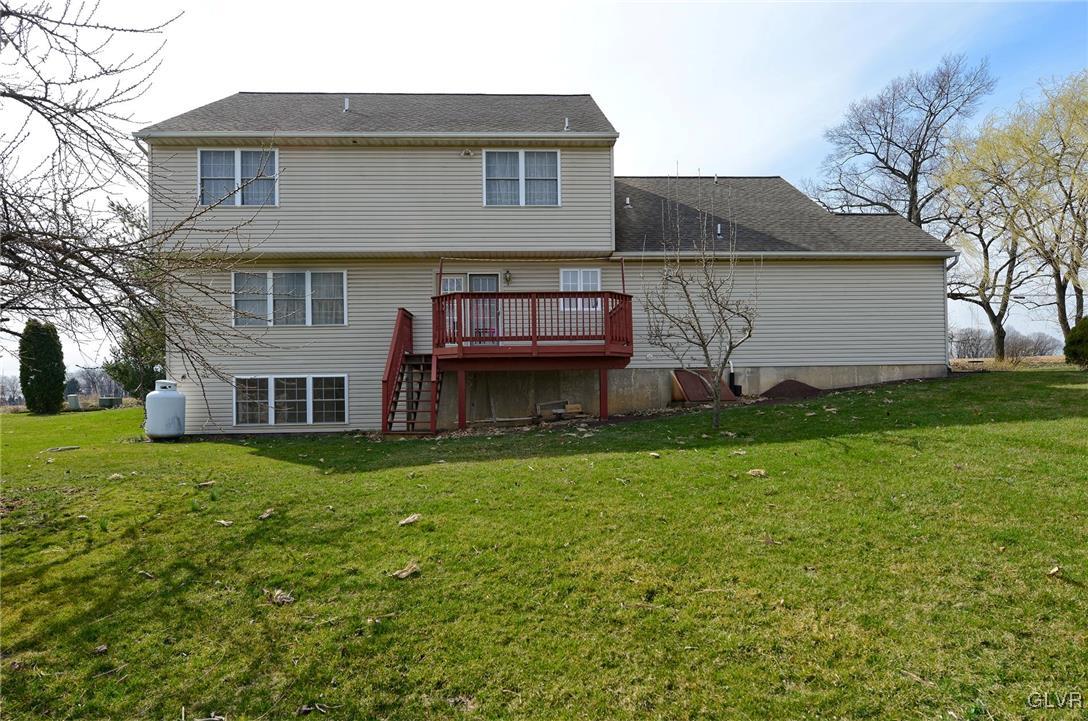 1675 Ridgeview Drive Allentown, PA 18104 - Photo 31 of 35 Gallery Image 31
