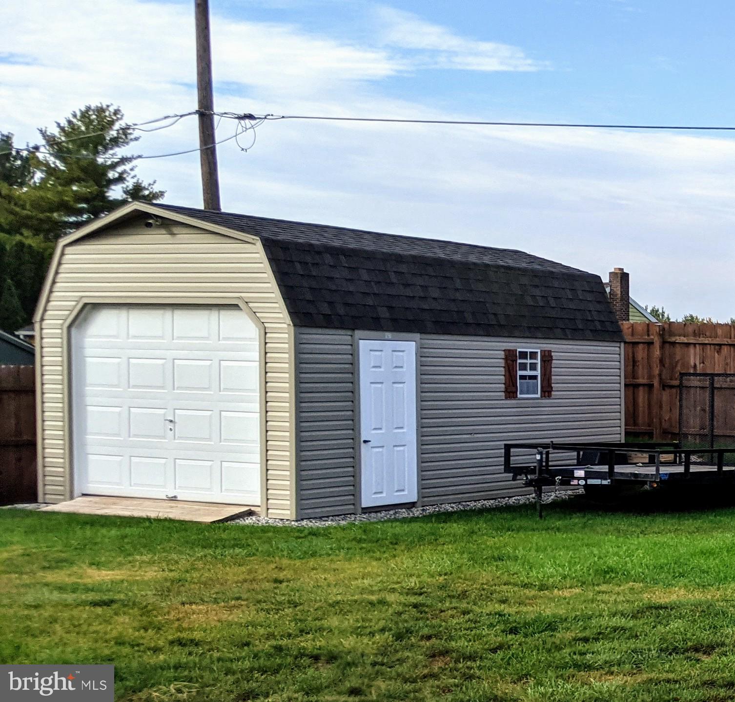 2455 Dunbar Road York, PA 17408 - Photo 5 of 27 20x12 shed/garage with electric