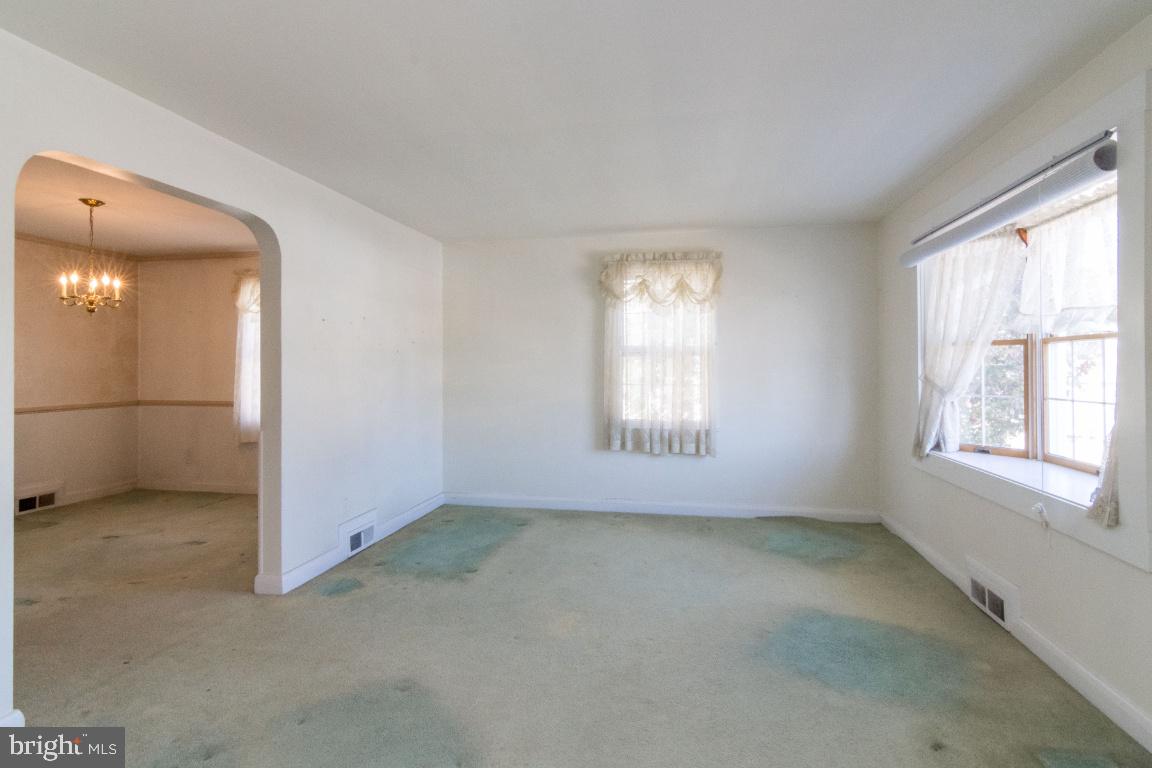 5540 Oakland Road Halethorpe, MD 21227 - Photo 6 of 40 Gallery Image 6