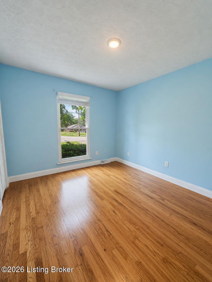 6701 El Rancho Road Louisville, KY 40291 - Photo 8 of 10 bedroom3