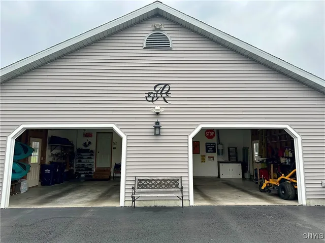 $550,000 | 7413 Sanger Hill Road, Sangerfield, NY 13480