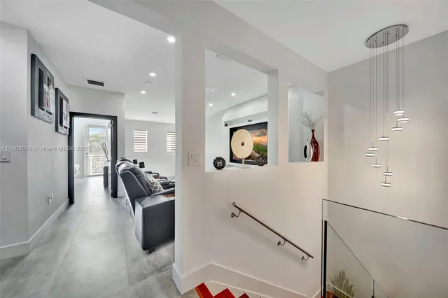 $749,000 | 10867 Northwest 76th Lane, Doral, FL 33178