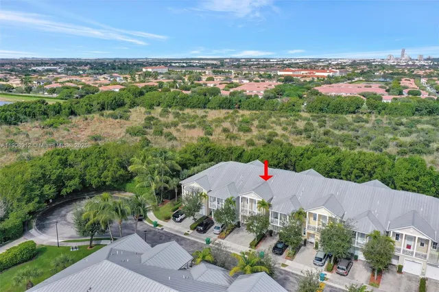 $749,000 | 10867 Northwest 76th Lane, Doral, FL 33178