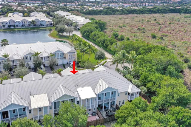 $749,000 | 10867 Northwest 76th Lane, Doral, FL 33178