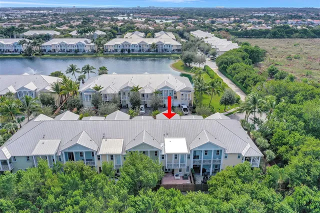 $749,000 | 10867 Northwest 76th Lane, Doral, FL 33178