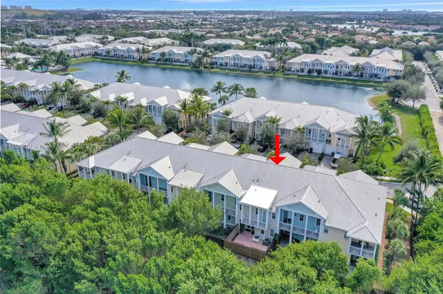 $749,000 | 10867 Northwest 76th Lane, Doral, FL 33178