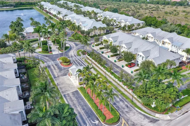 $749,000 | 10867 Northwest 76th Lane, Doral, FL 33178