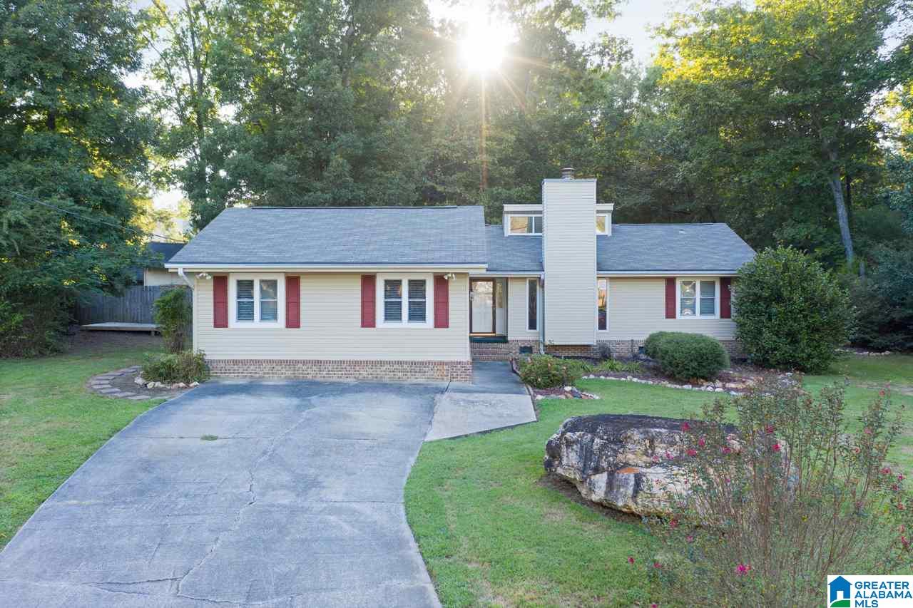 300 Meadowlark Place Alabaster, AL 35007 - Photo 1 of 31