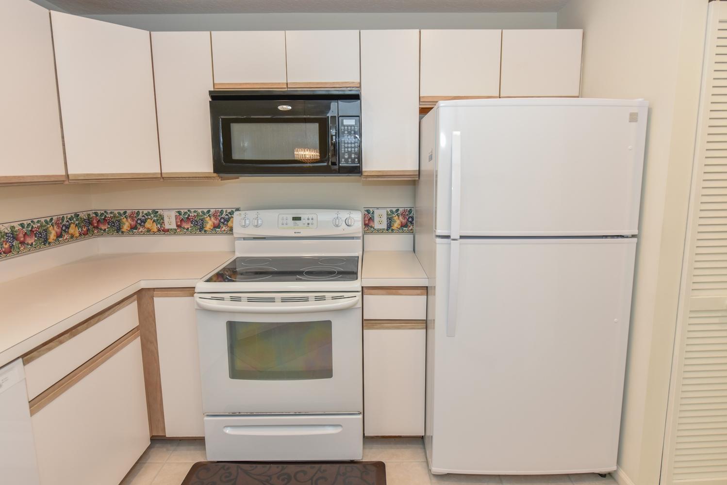 201 Muirfield Court, Unit 201E Jupiter, FL 33458 - Photo 11 of 28 014-011-201 Muirfield Ct-1498x1000