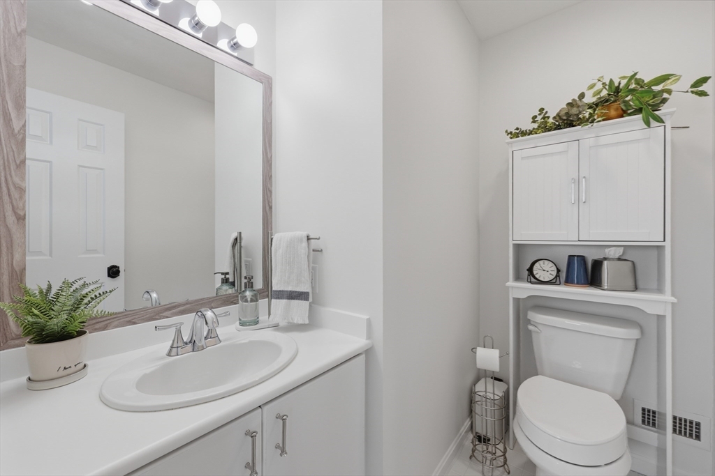 60 Pointe Rok Drive, Unit 60 Worcester, MA 01604 - Photo 21 of 42
