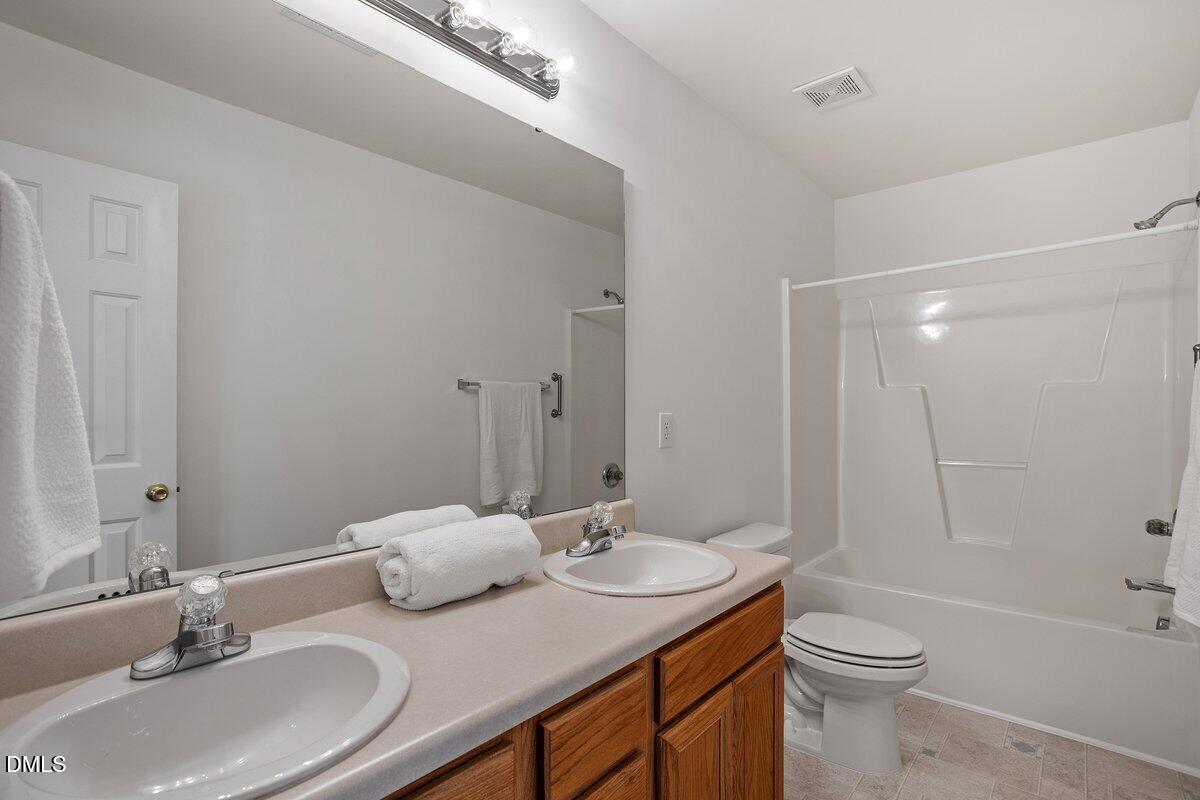 4601 Punjab Street Raleigh, NC 27604 - Photo 28 of 30 Primary bathroom