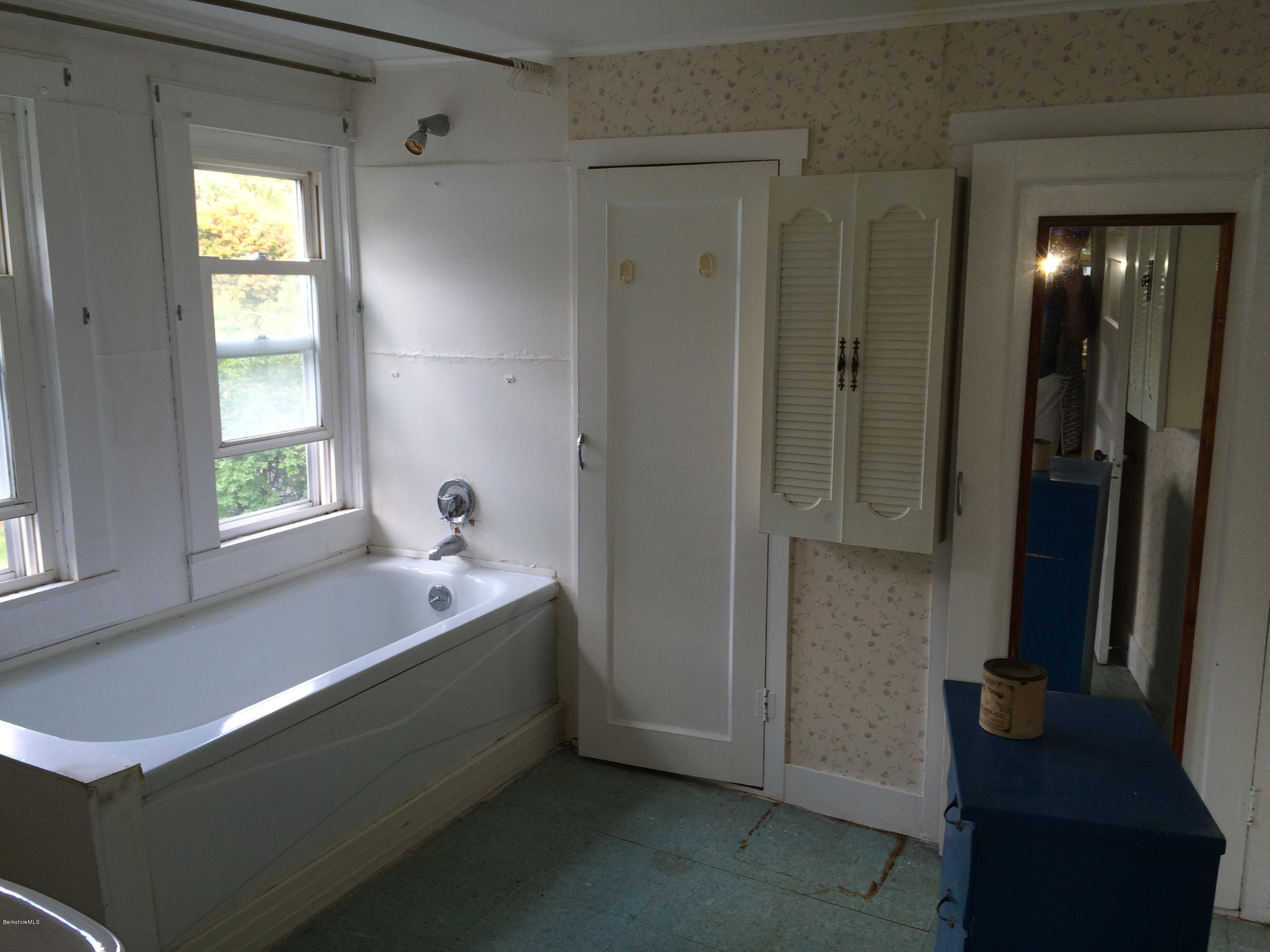 495 W Road Clarksburg, MA 01247 - Photo 20 of 27 upstairs bathrom