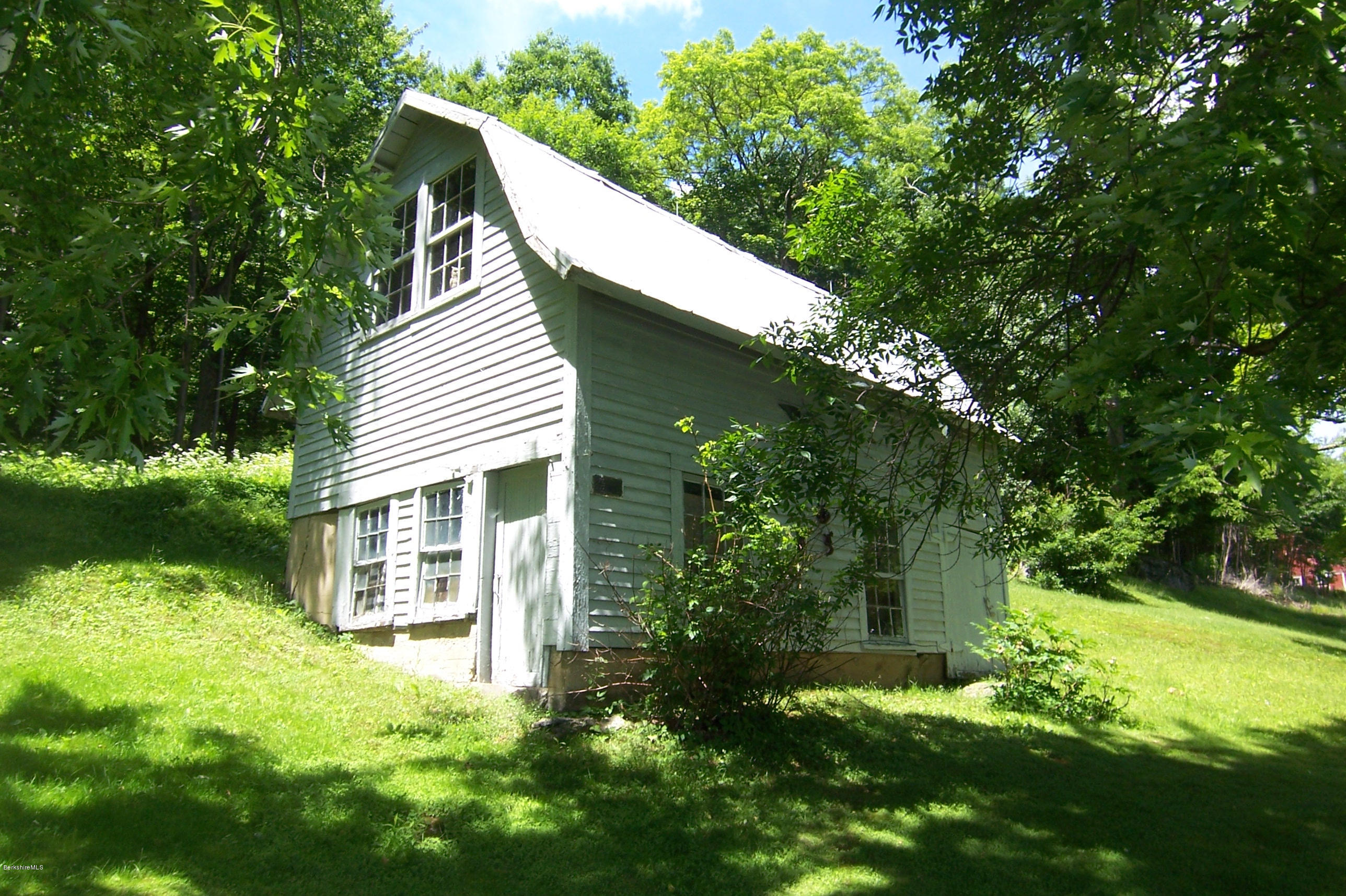495 W Road Clarksburg, MA 01247 - Photo 23 of 27 smaller 2 story barn