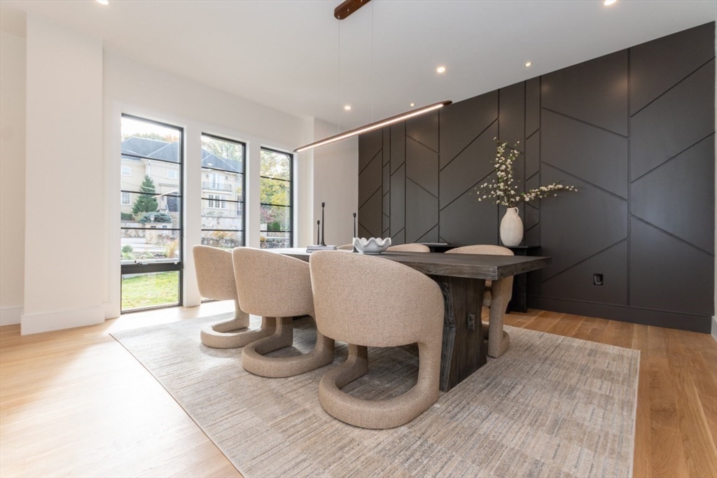 63 Drumlin Road Newton, MA 02459 - Photo 6 of 40