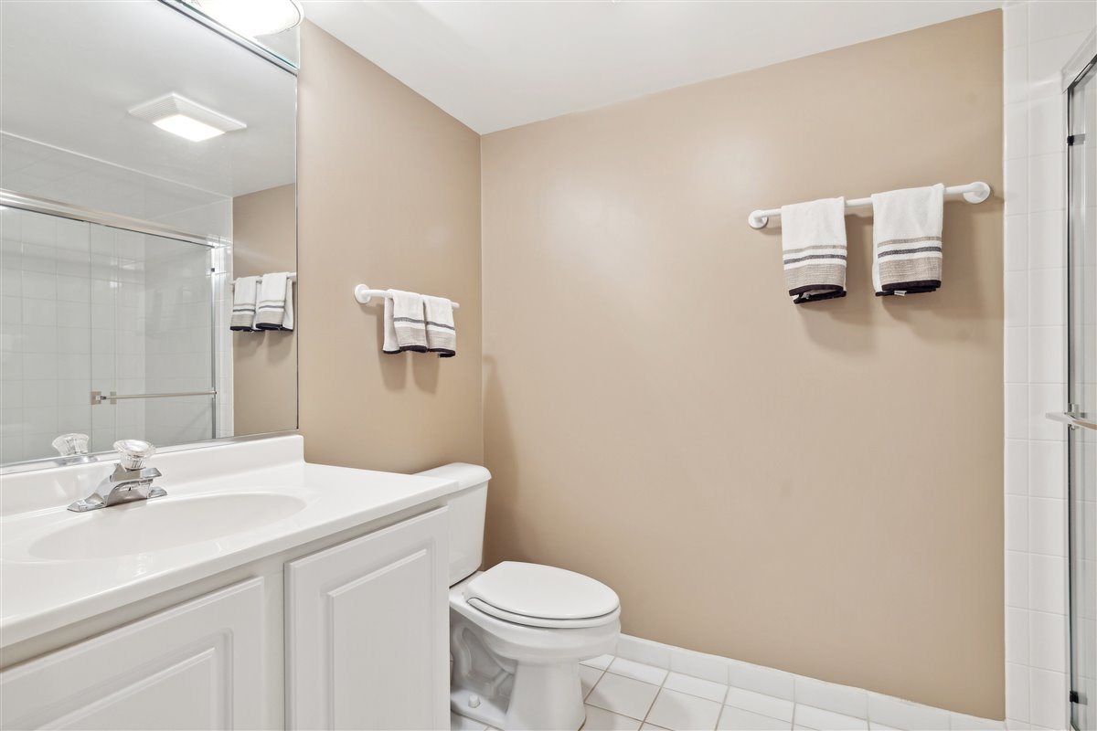 1926 Sheridan Road Buffalo Grove, IL 60089 - Photo 23 of 33