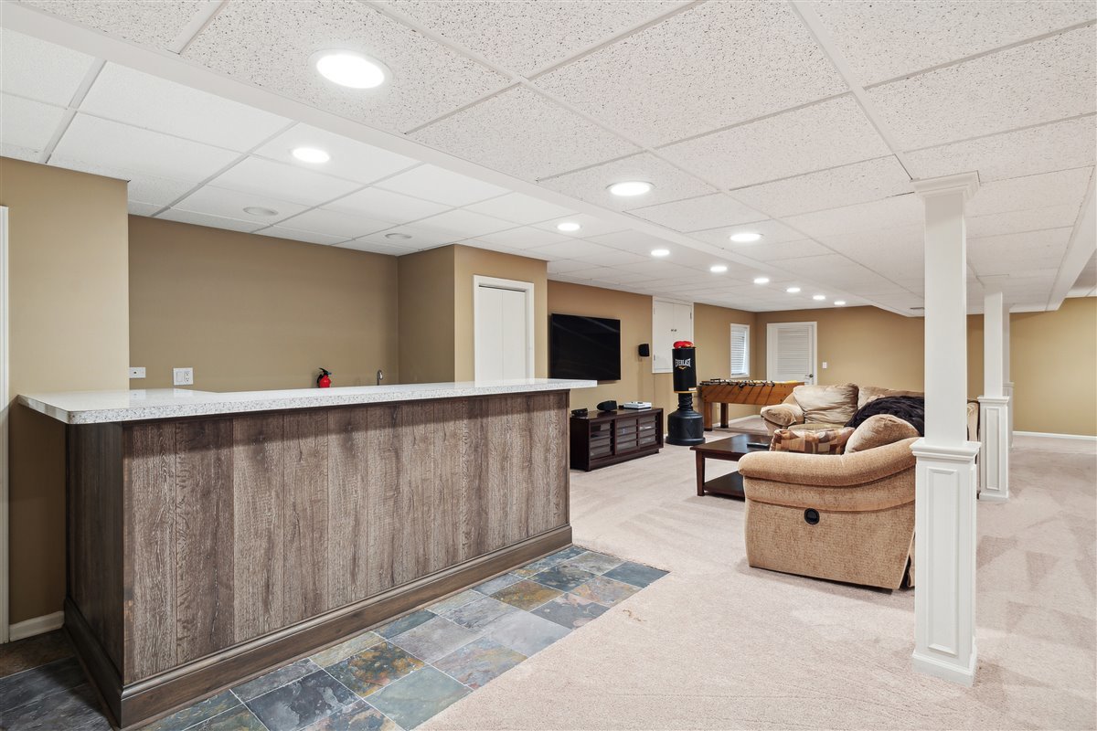 1926 Sheridan Road Buffalo Grove, IL 60089 - Photo 25 of 33