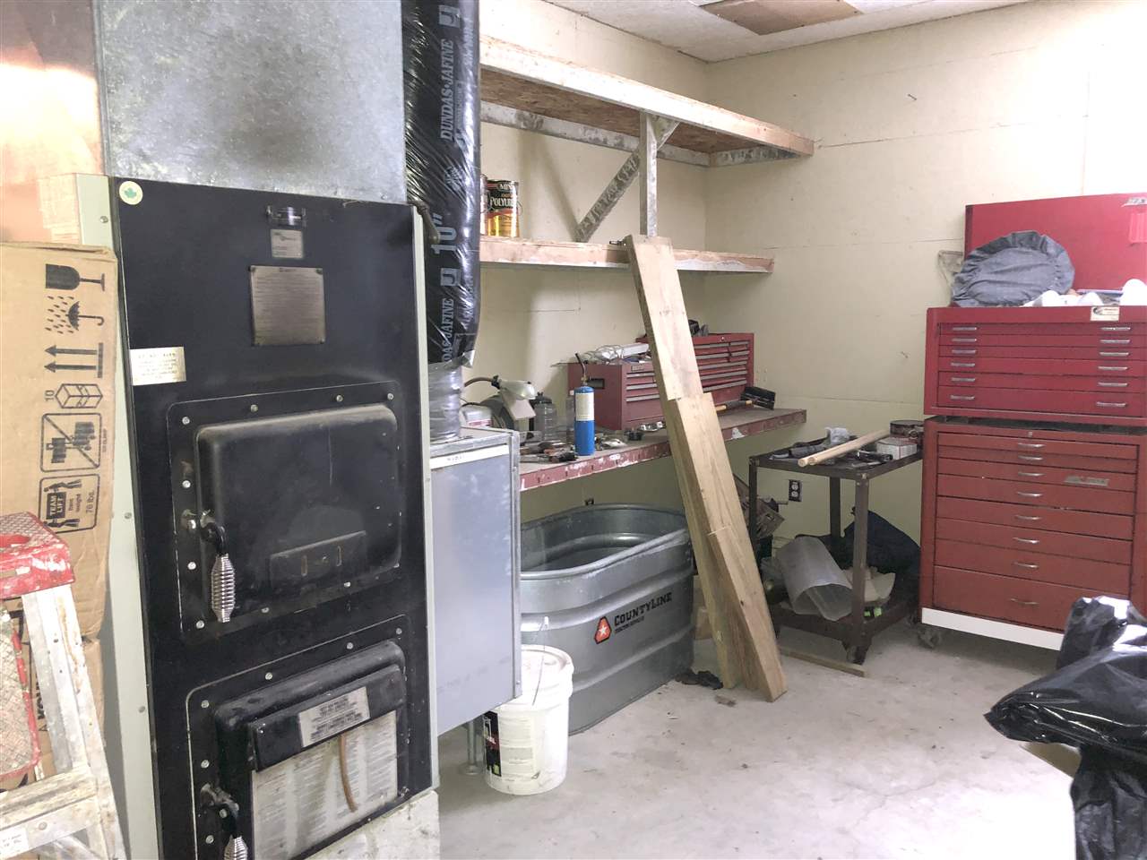 5641 Moore Road Williamsburg, MI 49690 - Photo 18 of 24 1878246-17.JPG