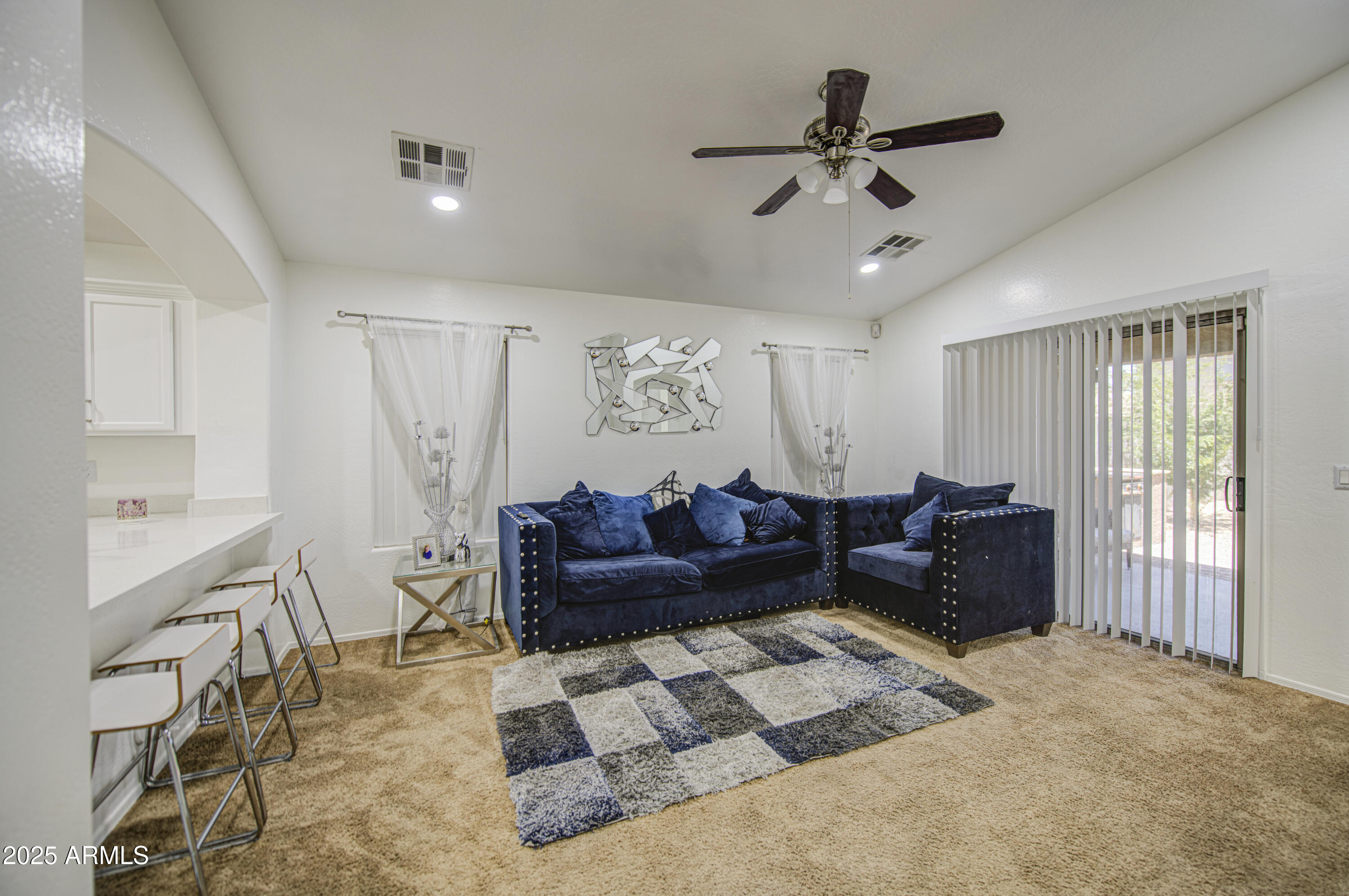 7204 West Beverly Road Laveen, AZ 85339 - Photo 18 of 45 Living Room 2