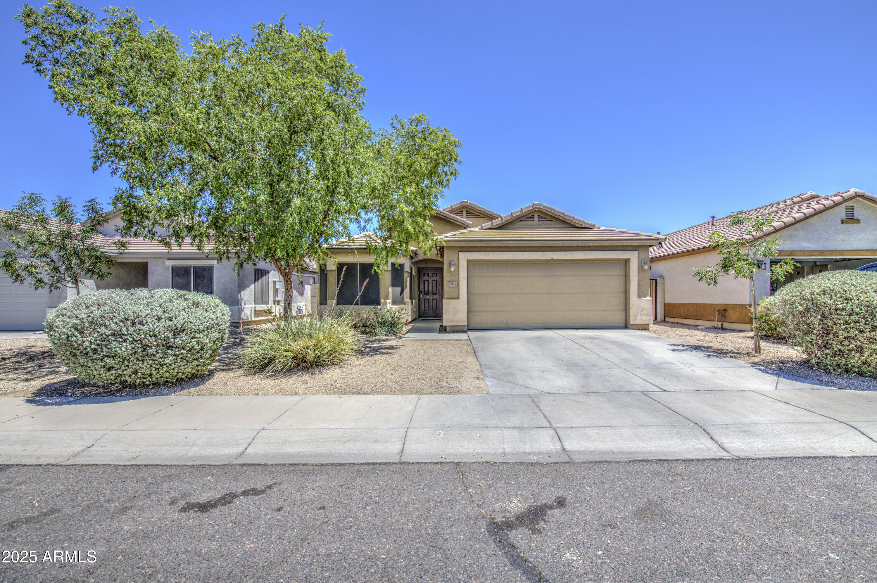 7204 West Beverly Road Laveen, AZ 85339 - Photo 4 of 45 Front 5